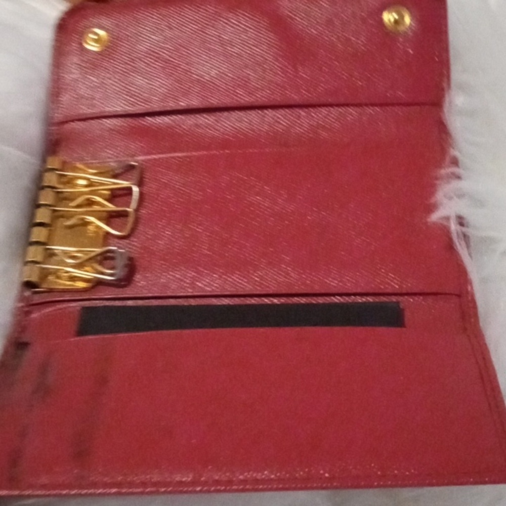 Prada Red Leather Women's Bag W Certificate Of Authenticity - Picture 3 of 5